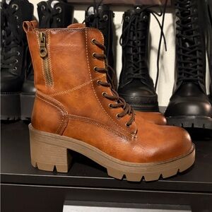 NEW Brown/Tan Lace-Up Ankle Boots